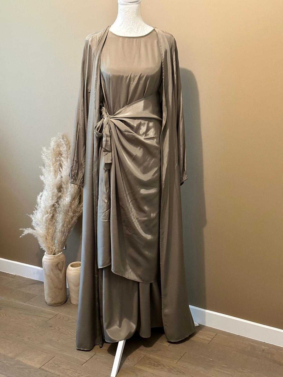 Taupe