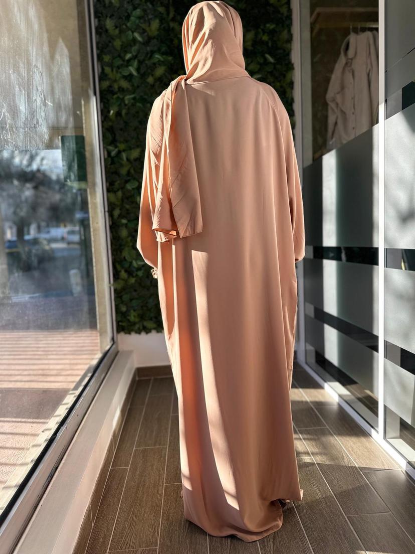 Abaya hijab intégré