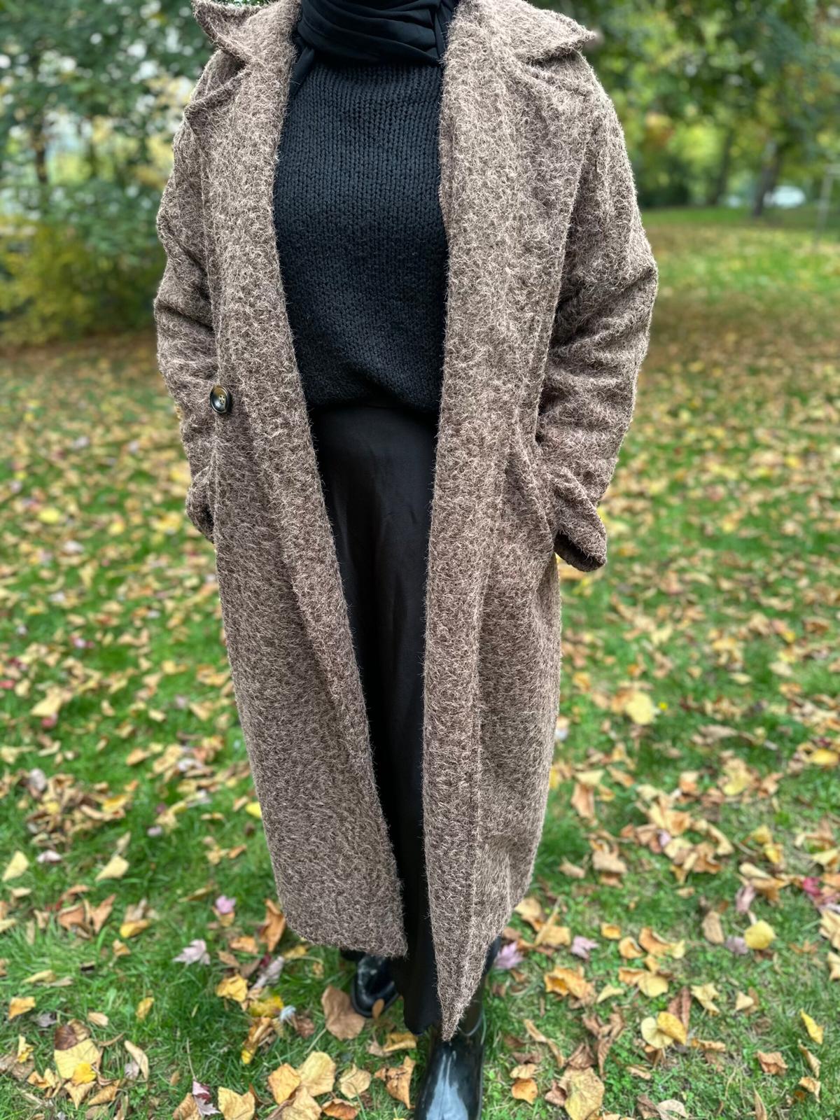 Taupe