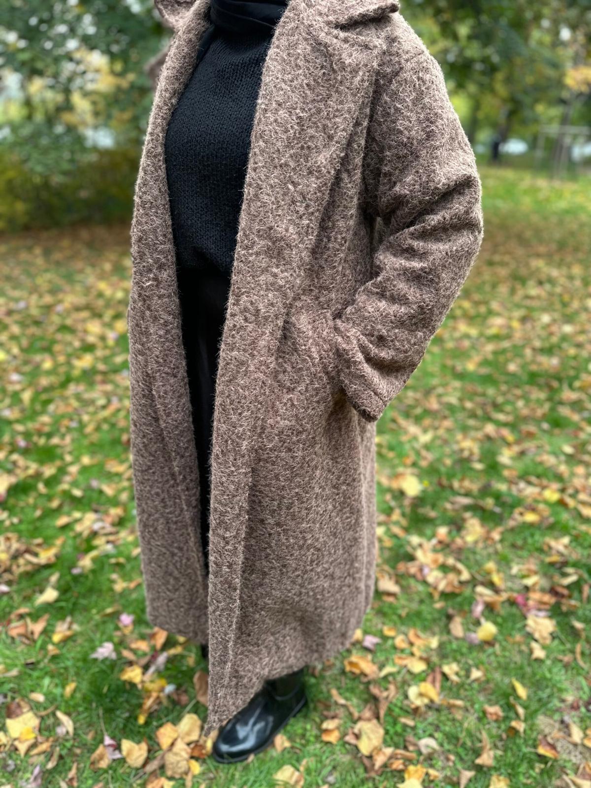 Taupe